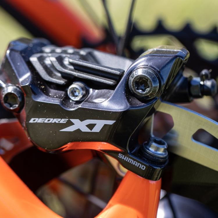 SHIMANO Deore XT Disc Brake 4-Pistons BL-M8100 + BR-M8120